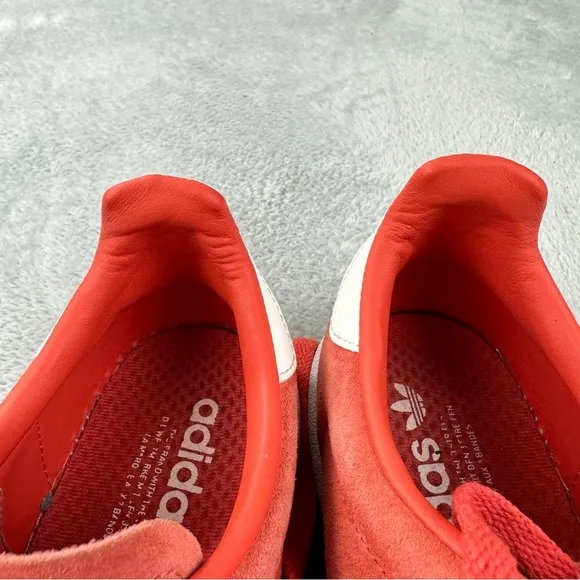Adidas Original Campus Trace Scarlet DB0984 Men's Size 8 US Salmon/White Sneaker