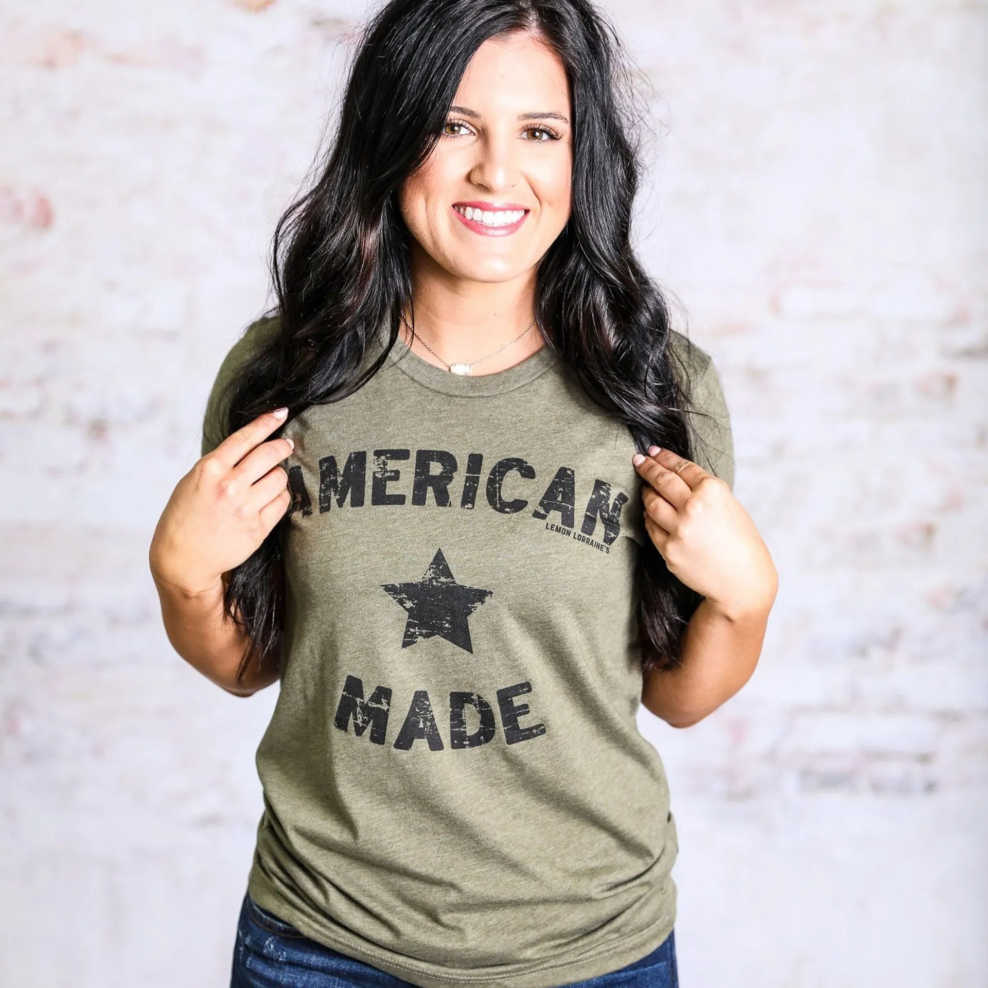 {AMERICAN MADE} Black STAR Olive Crew Neck Tee