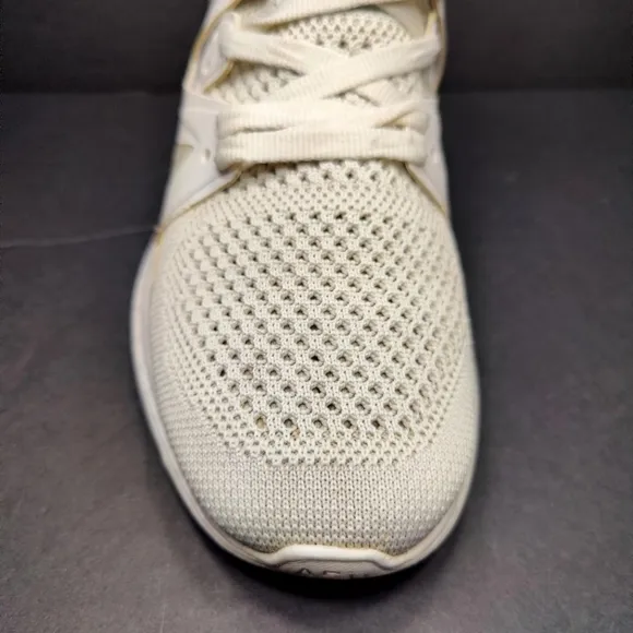 APL TechLoom Ascend White Athletic Sneaker Womens Shoe Size 8