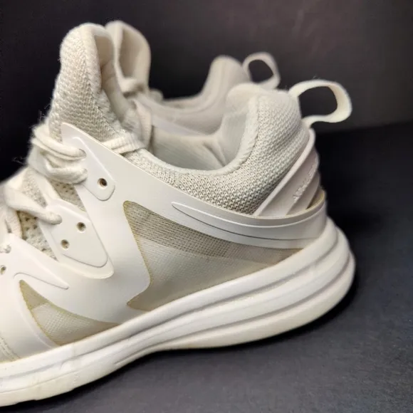 APL TechLoom Ascend White Athletic Sneaker Womens Shoe Size 8