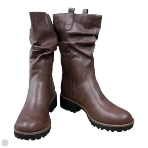 Boots Ankle Flats By Clothes Mentor In Brown, Size: 10