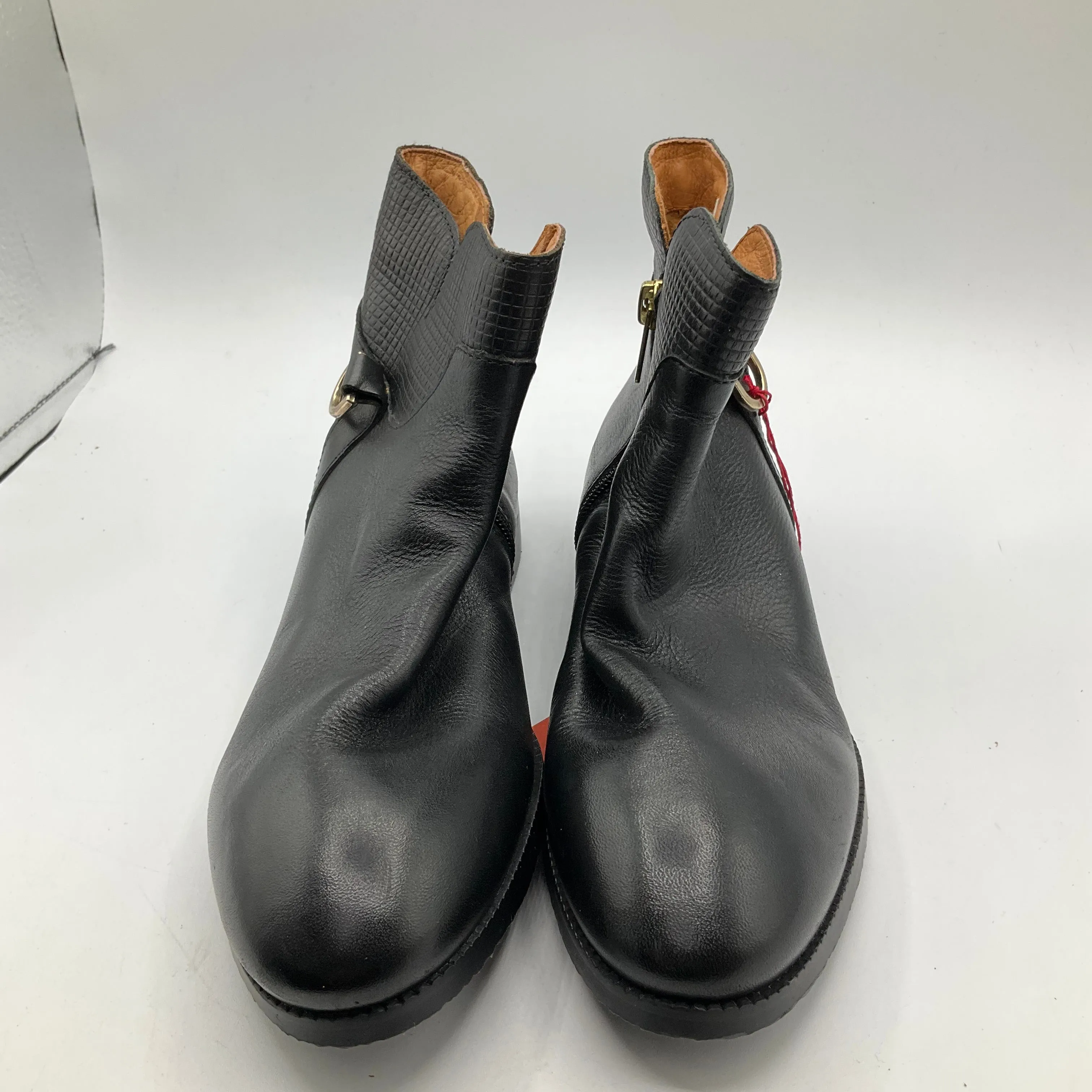 Boots Ankle Flats By Pikolinos In Black, Size: 6