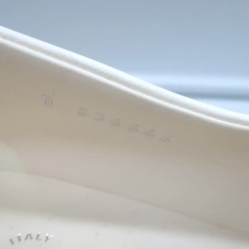 Chanel 20B CC Turn Lock Quilted Tab Loafers White Leather Size 37.5
