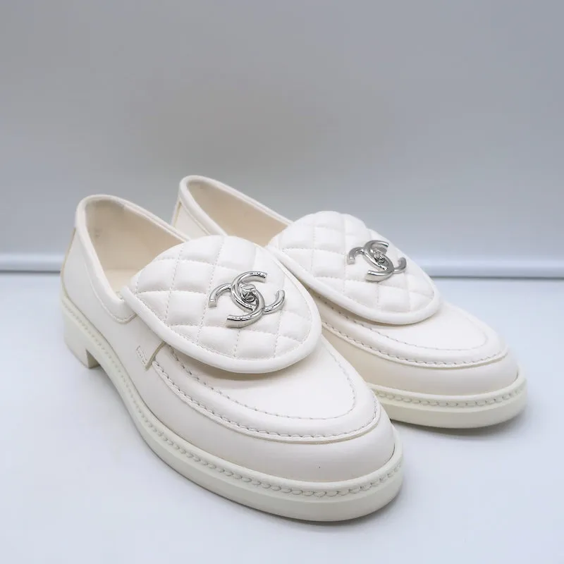 Chanel 20B CC Turn Lock Quilted Tab Loafers White Leather Size 37.5