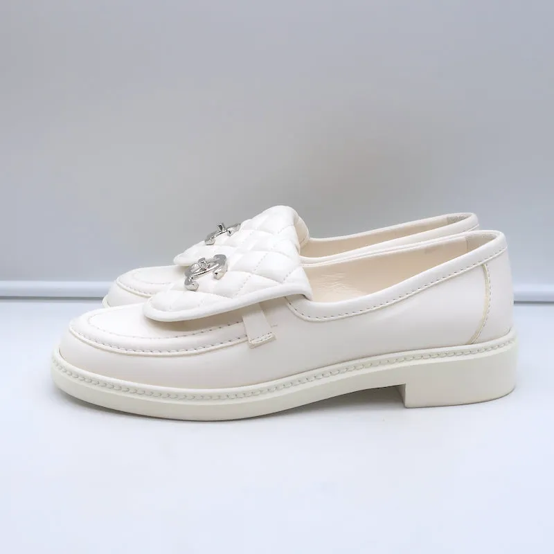 Chanel 20B CC Turn Lock Quilted Tab Loafers White Leather Size 37.5