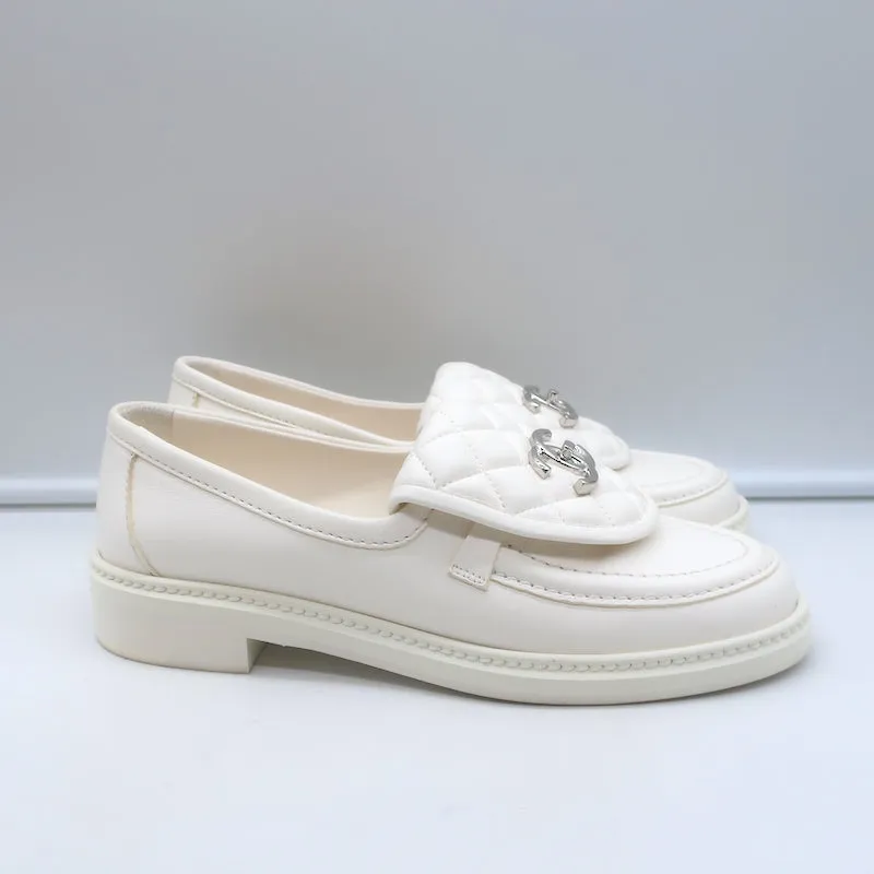 Chanel 20B CC Turn Lock Quilted Tab Loafers White Leather Size 37.5