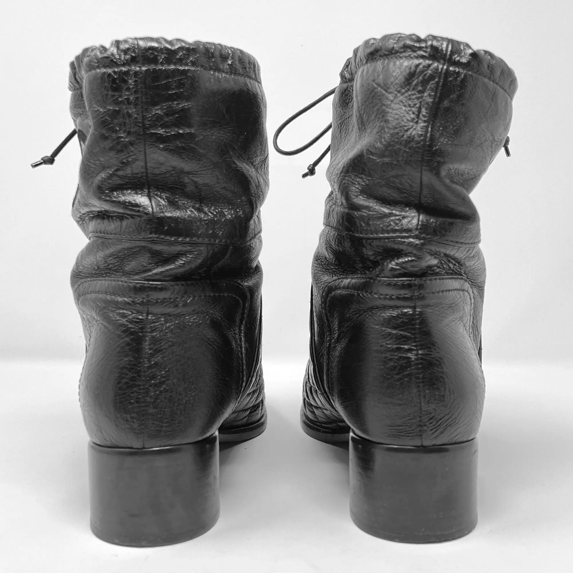 Chanel Black Matelasse Quilted Patent Leather Cap Toe Block Heel Mid Calf Boots Size EU 40