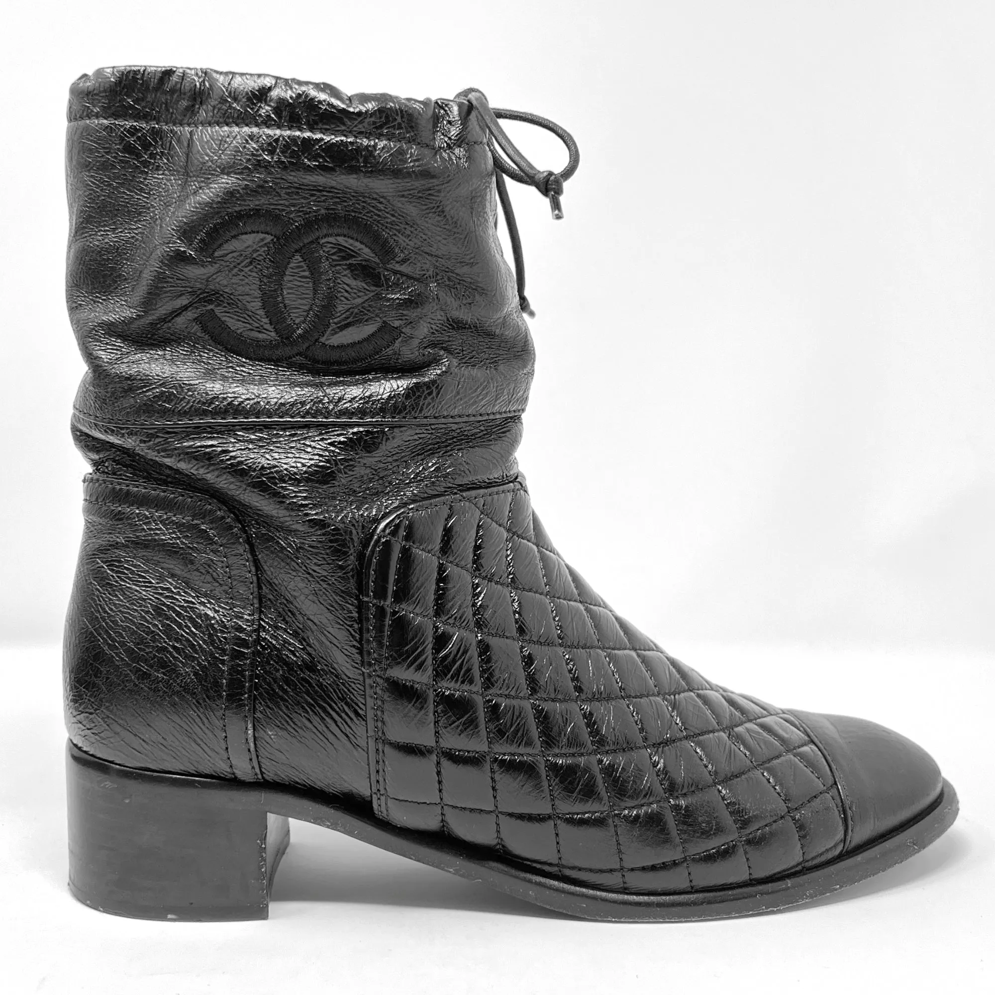 Chanel Black Matelasse Quilted Patent Leather Cap Toe Block Heel Mid Calf Boots Size EU 40