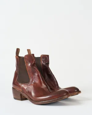 chelsea boot on heel