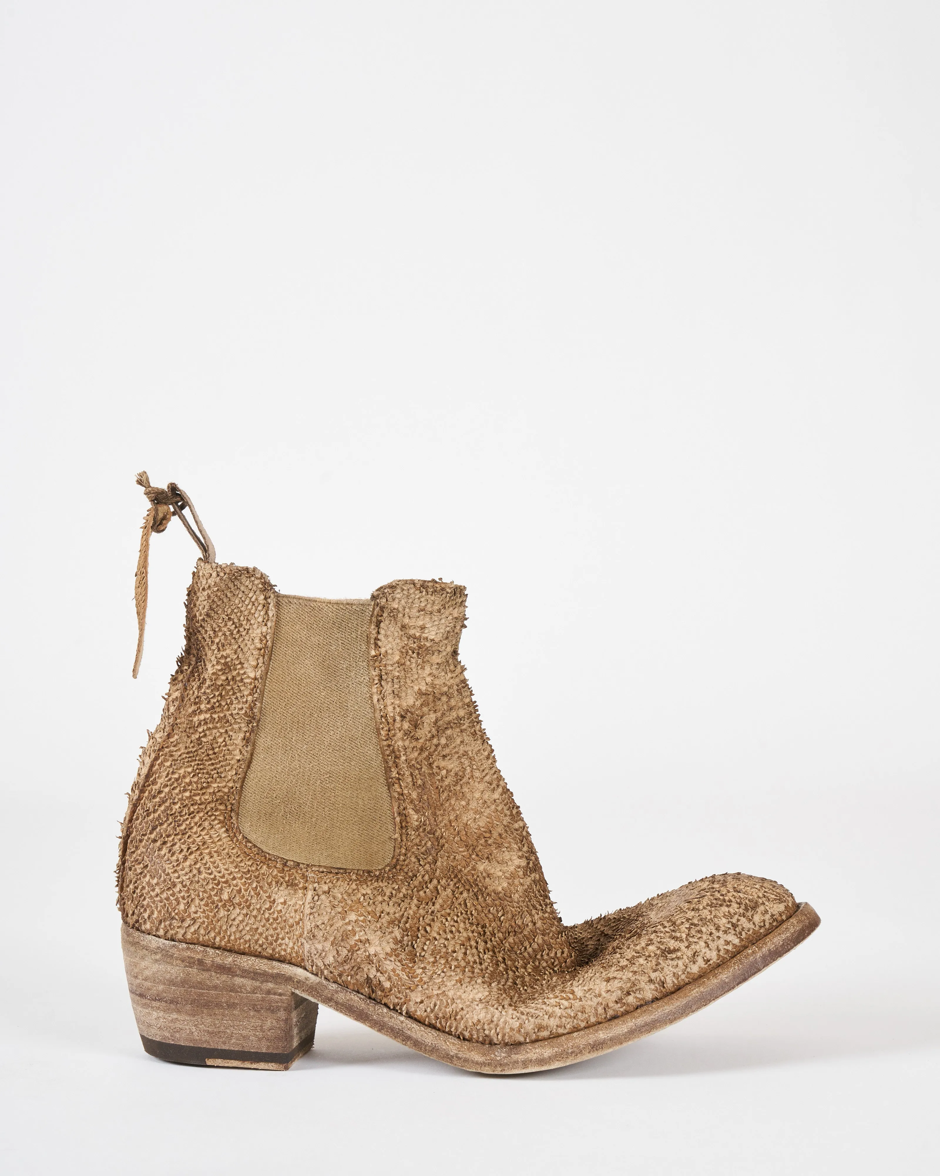 chelsea boot on heel