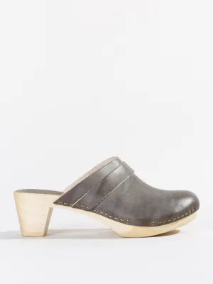 closed toe clog - kaki