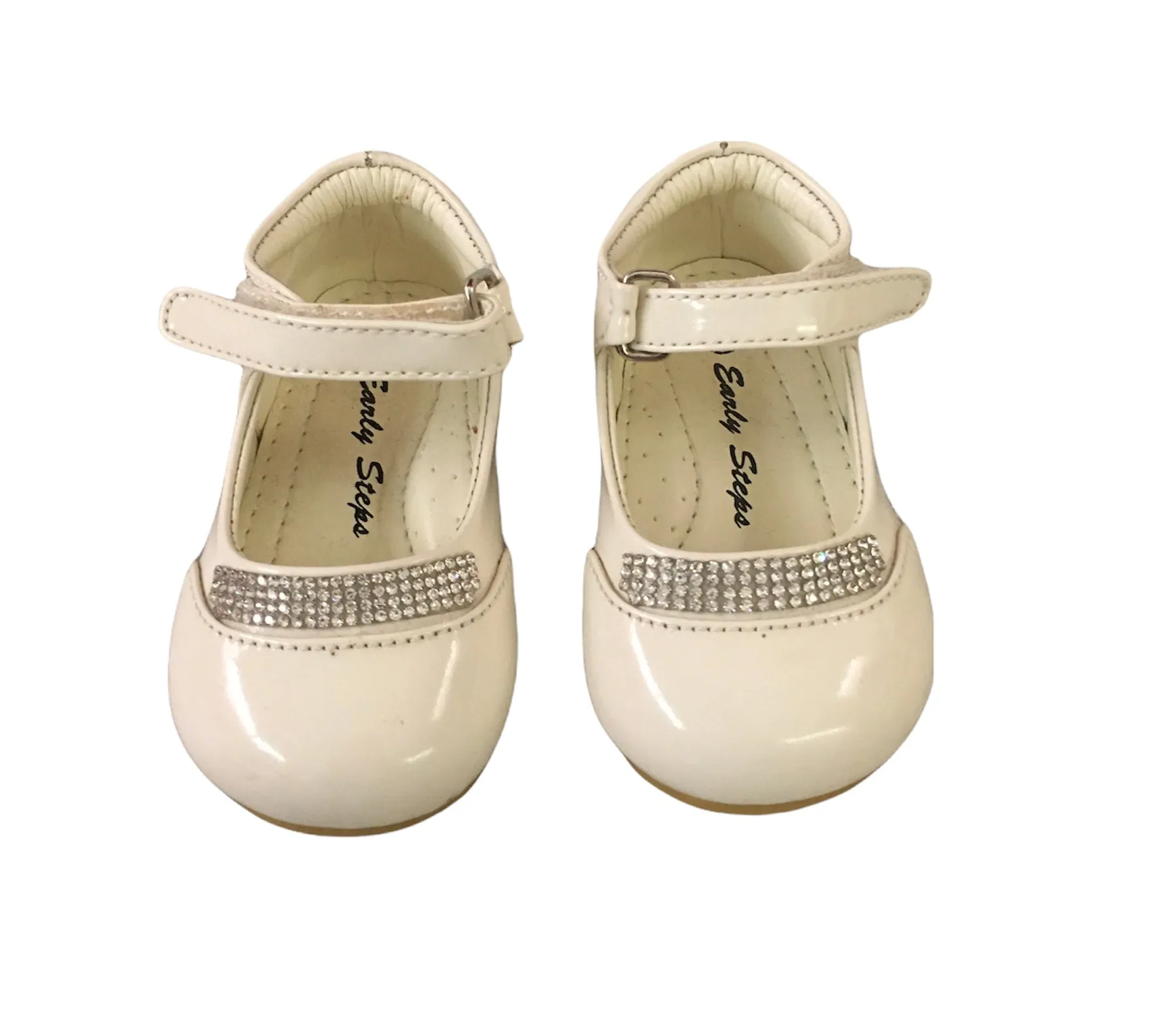Cream princess shoes