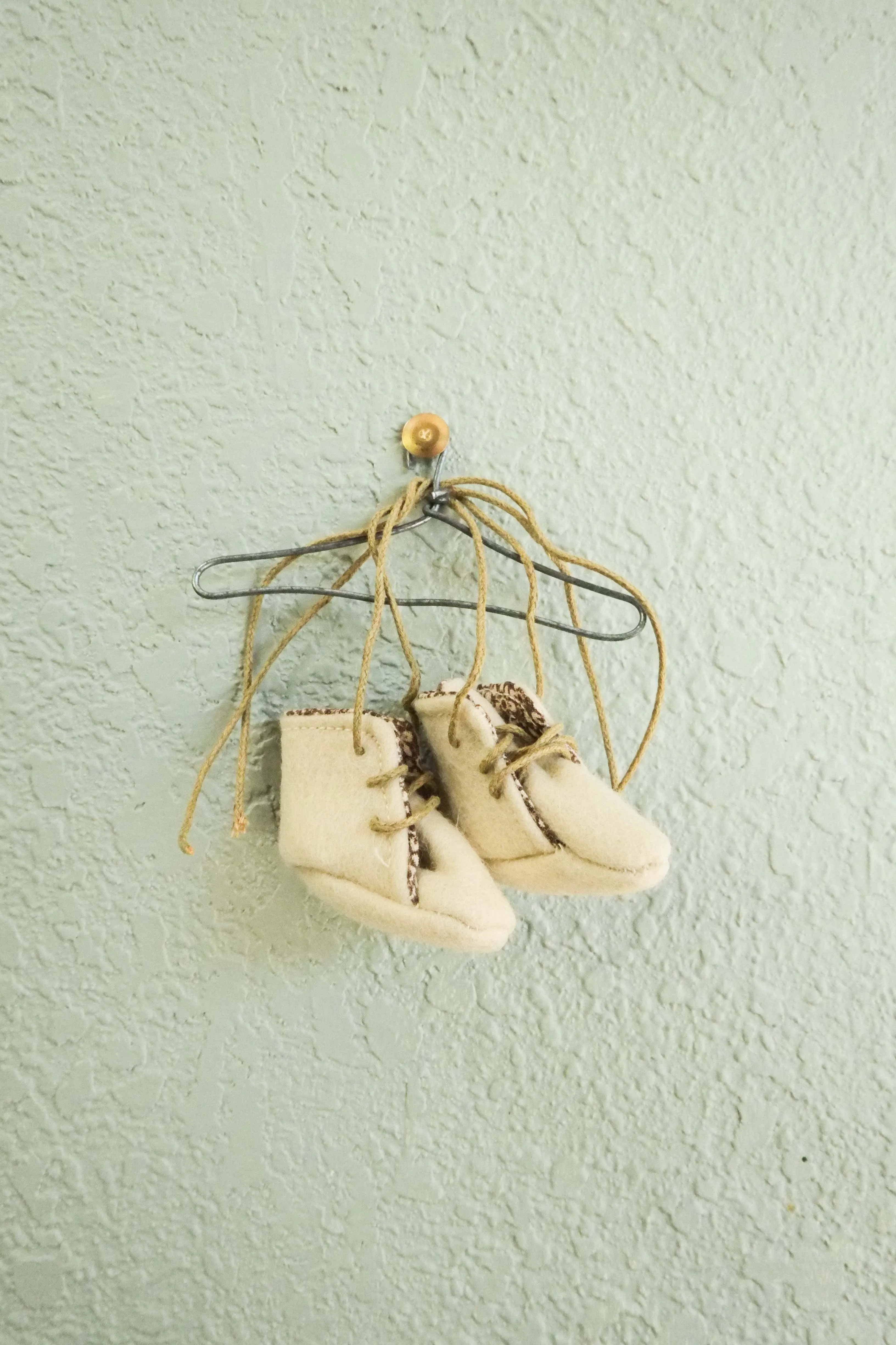 Doll Boots | Tan Wool w/ Brown Floral