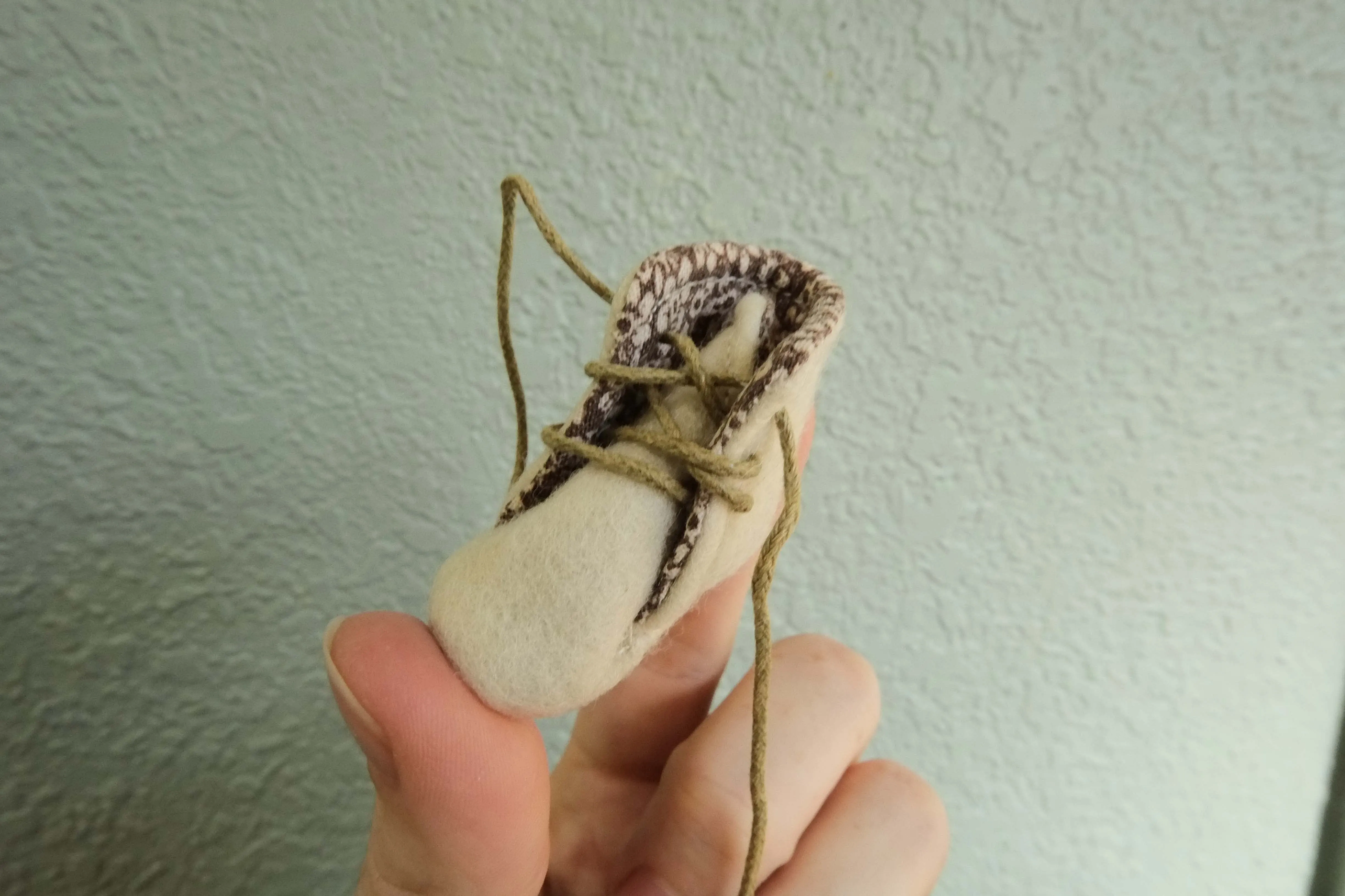 Doll Boots | Tan Wool w/ Brown Floral