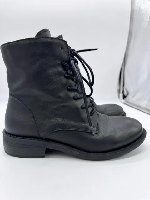 Dwarves 8.5 Black SHOES