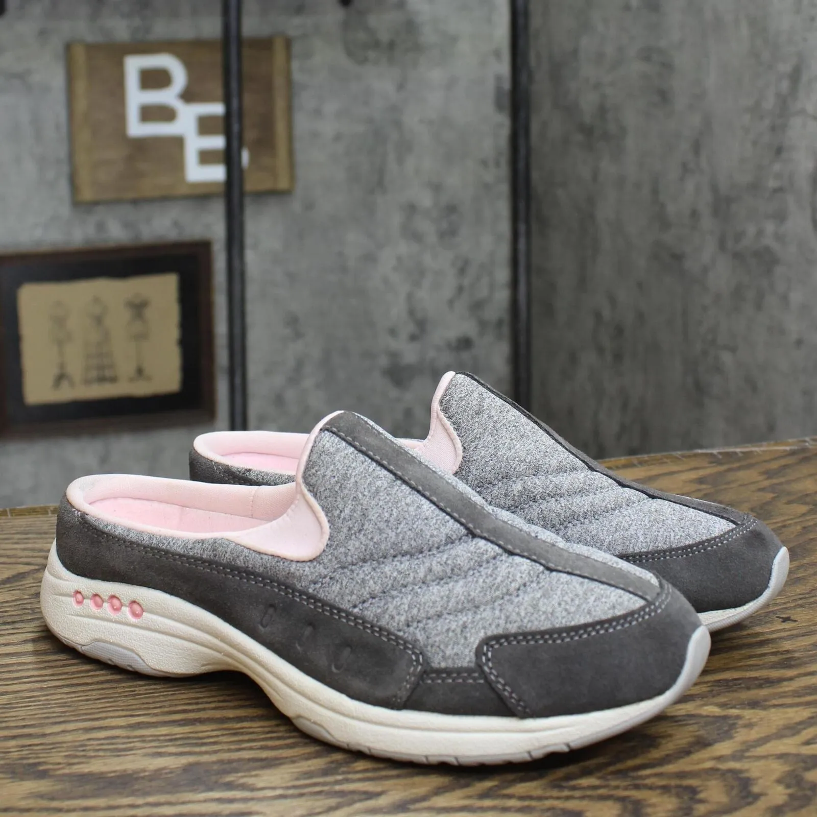 Easy Spirit Traveltime Mule Womens Slip On Shoes Medium Gray 9M