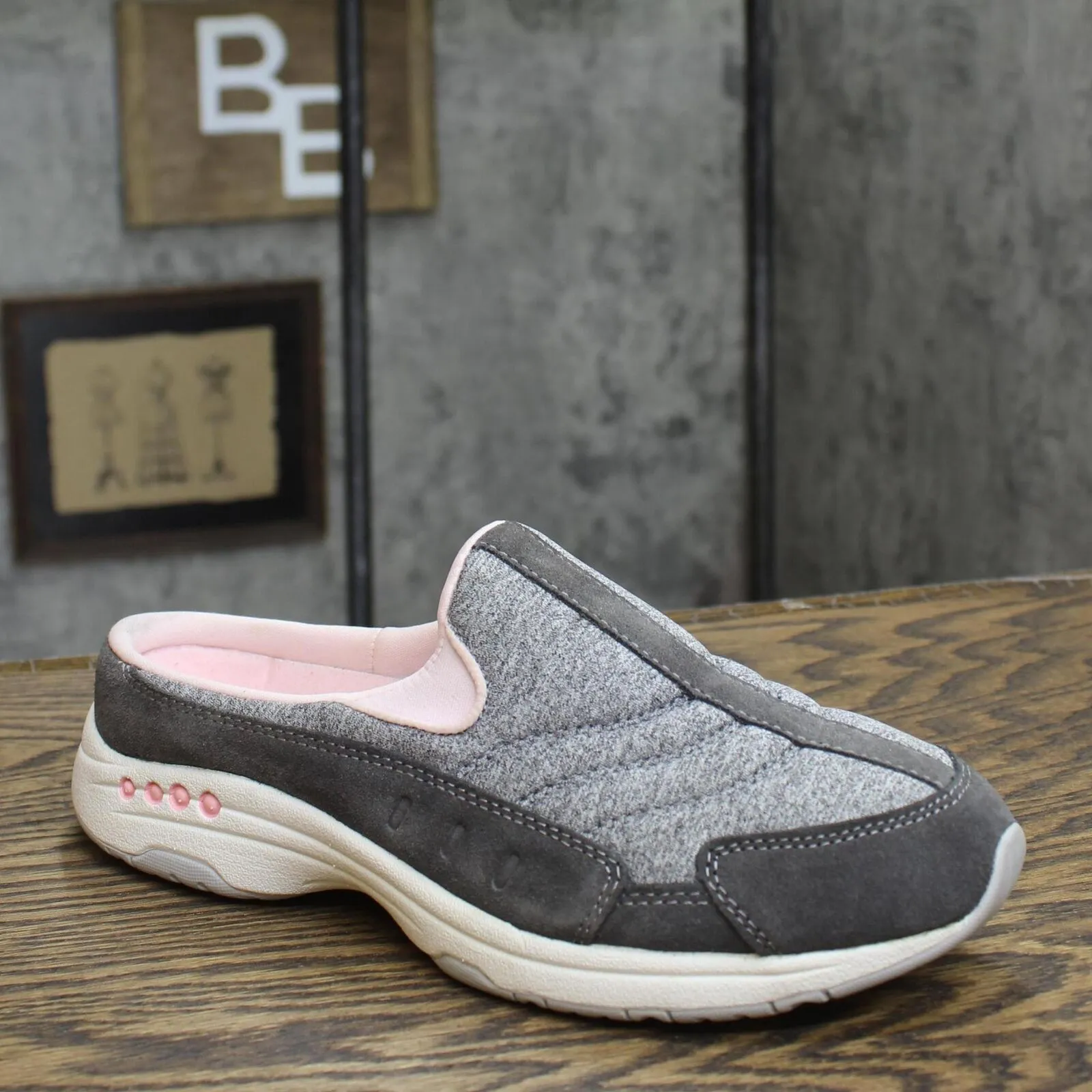 Easy Spirit Traveltime Mule Womens Slip On Shoes Medium Gray 9M