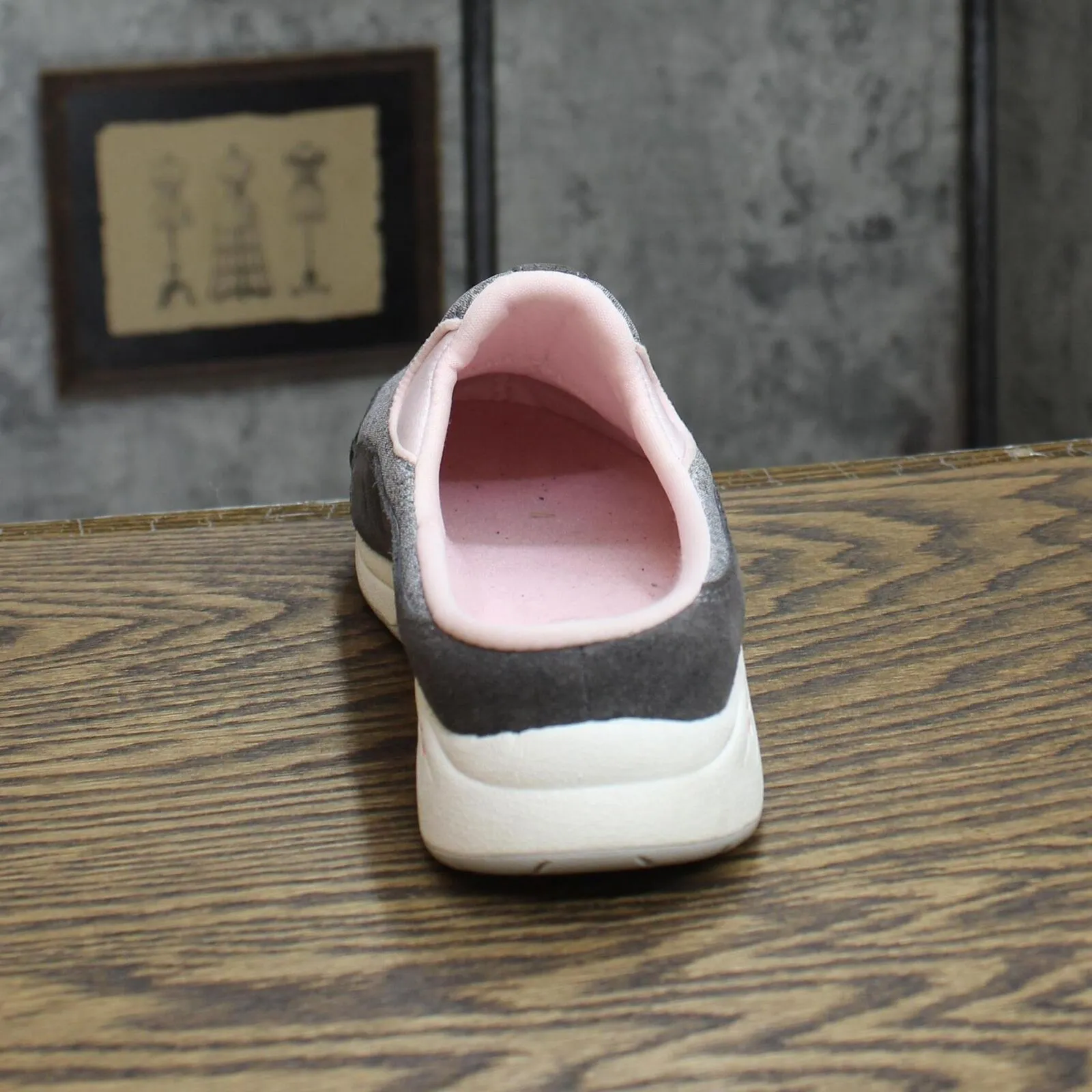 Easy Spirit Traveltime Mule Womens Slip On Shoes Medium Gray 9M
