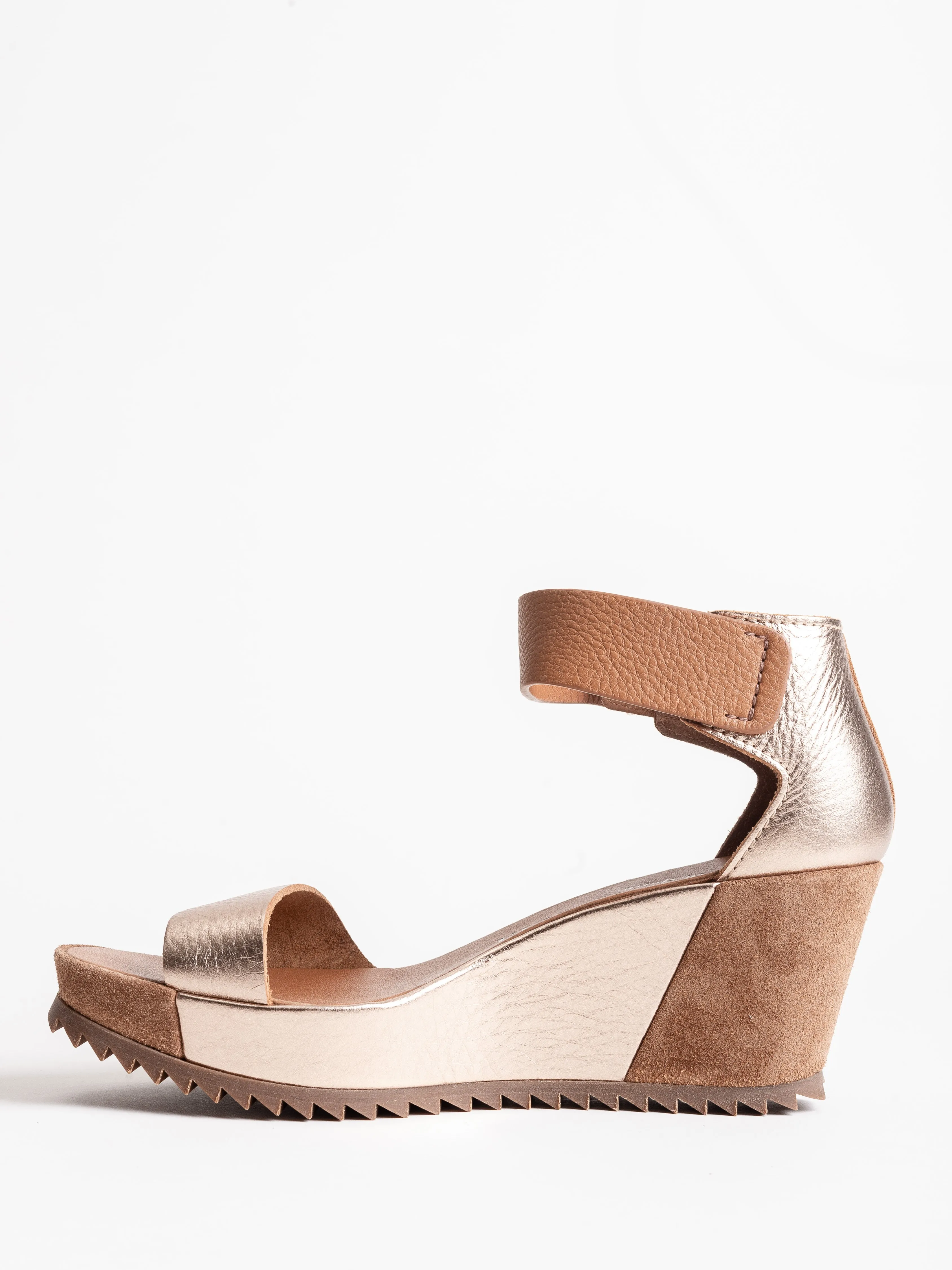 fidelia wedge - hazelnut cervo lame