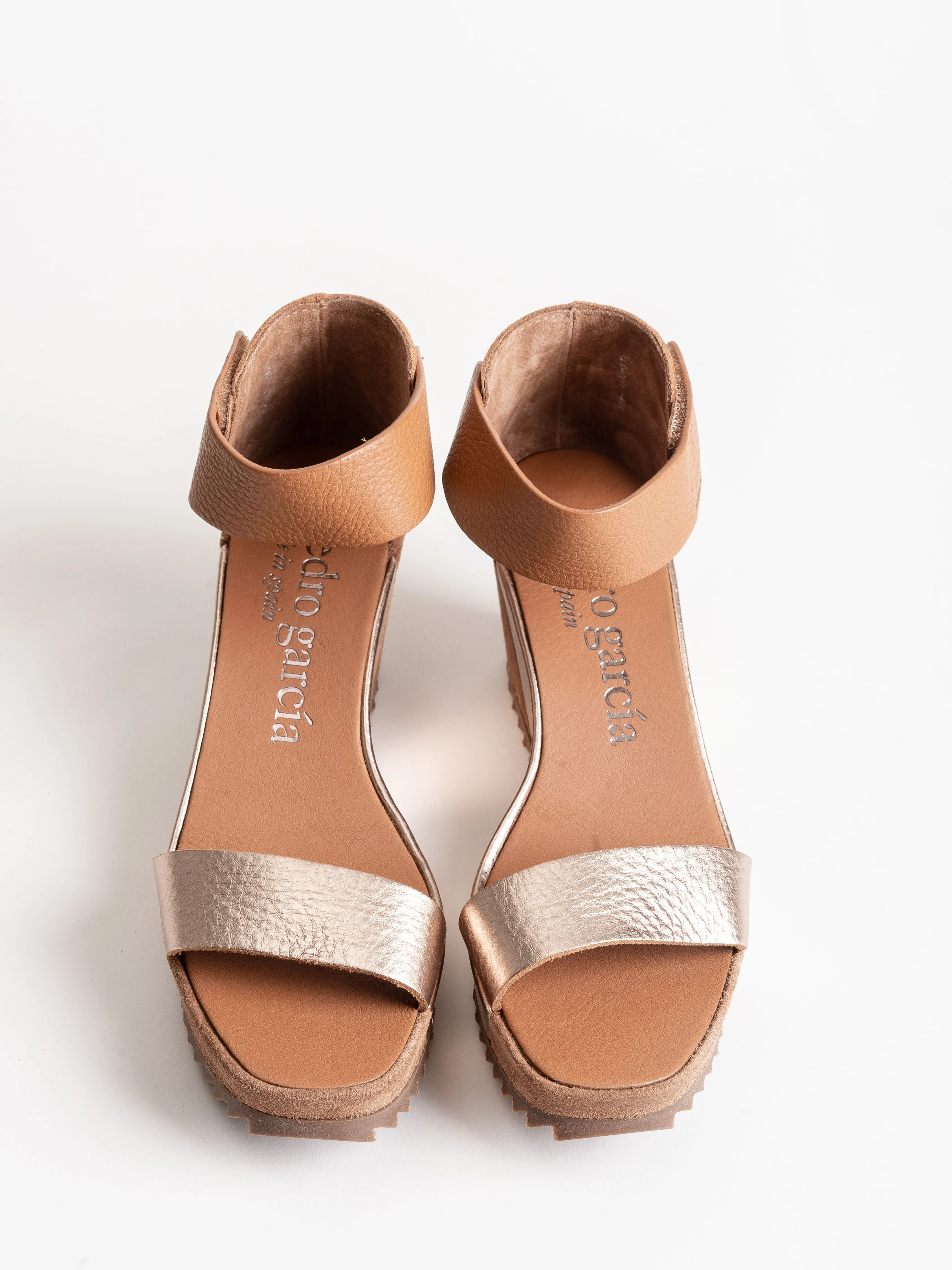 fidelia wedge - hazelnut cervo lame