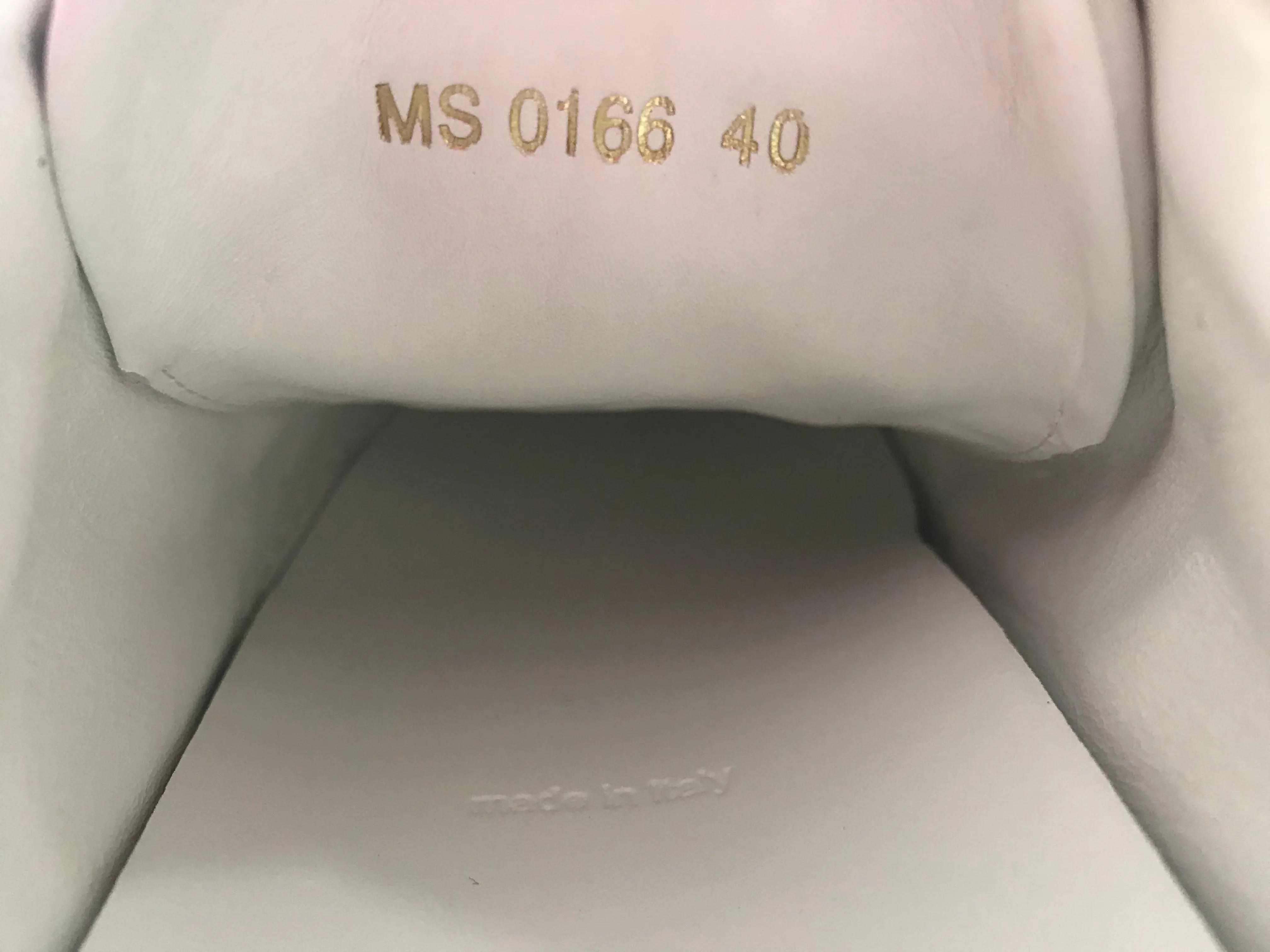Frontrow Sneaker