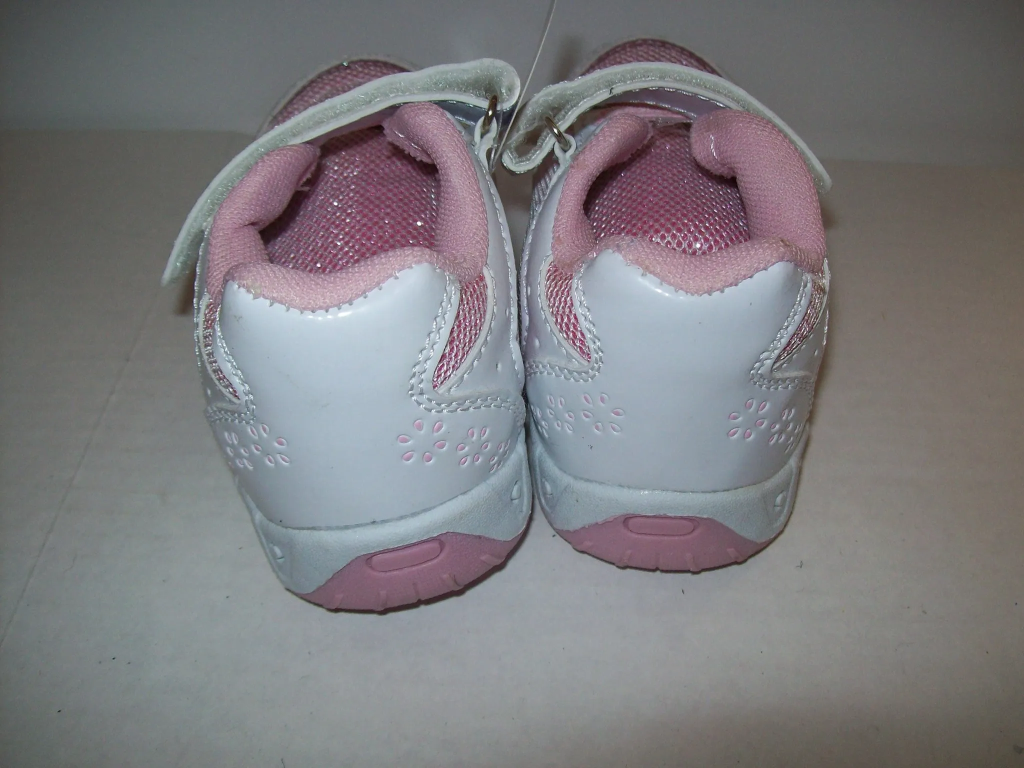 Garfield Pink Sneakers