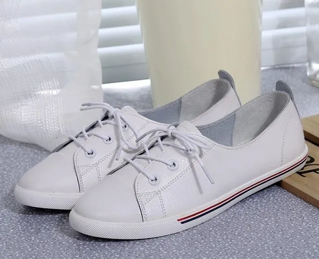 Genuine Leather Women Flats White Soft Soled Pointed Toy Preppy Style Lace Up shoes