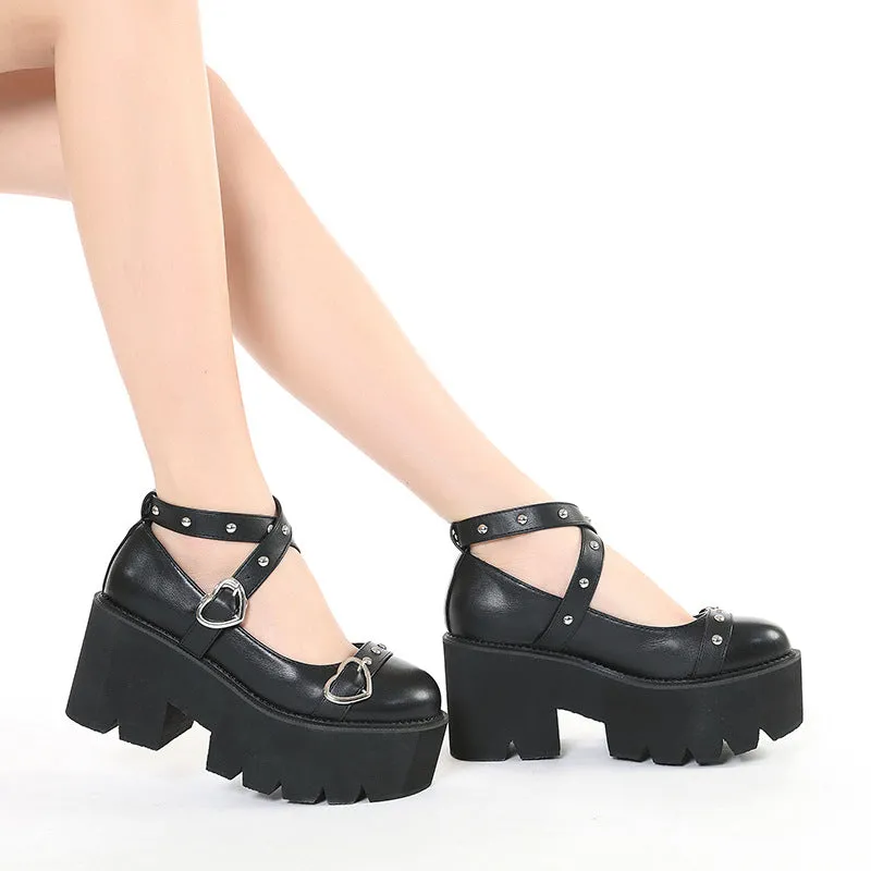 Harajuku Dolly Heart Strap High-heeled Shoes