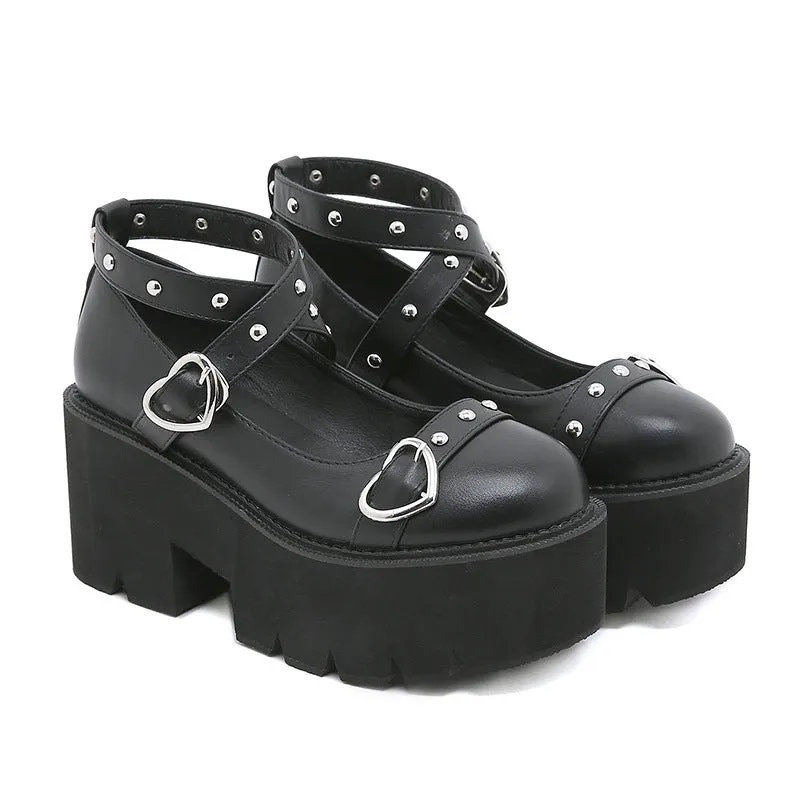 Harajuku Dolly Heart Strap High-heeled Shoes