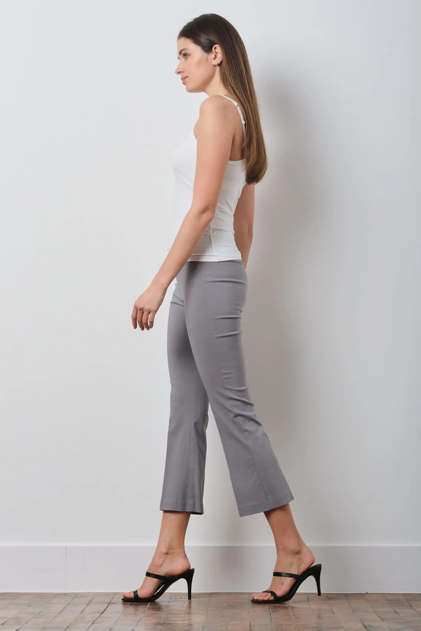LEO Signature Light Grey