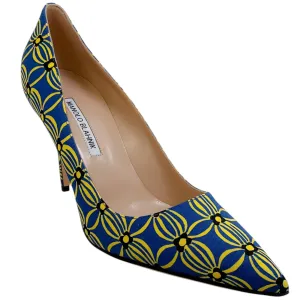 Manolo Blahnik Blue / Yellow Cotton Canvas BB 90 Pumps