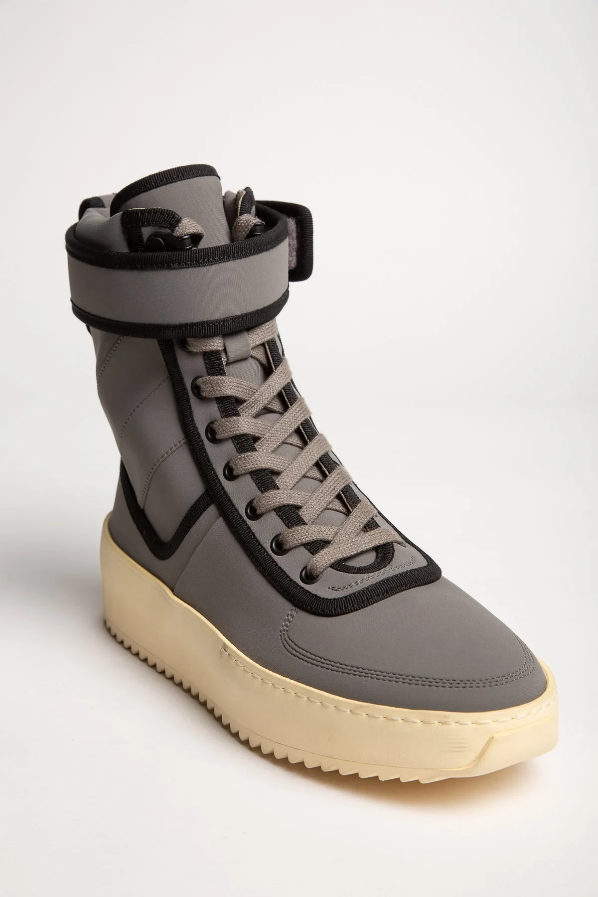 MILITARY SNEAKER