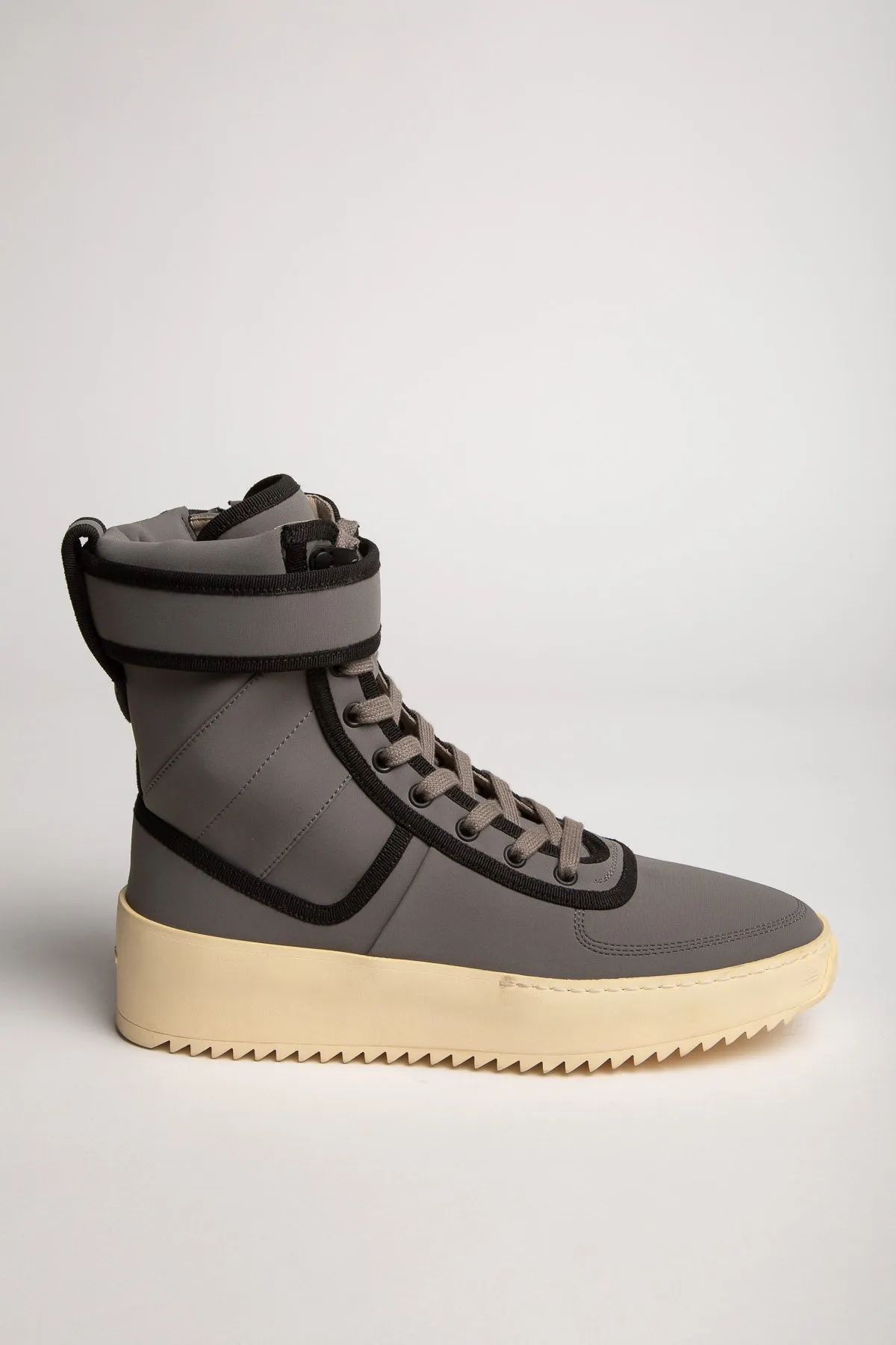 MILITARY SNEAKER