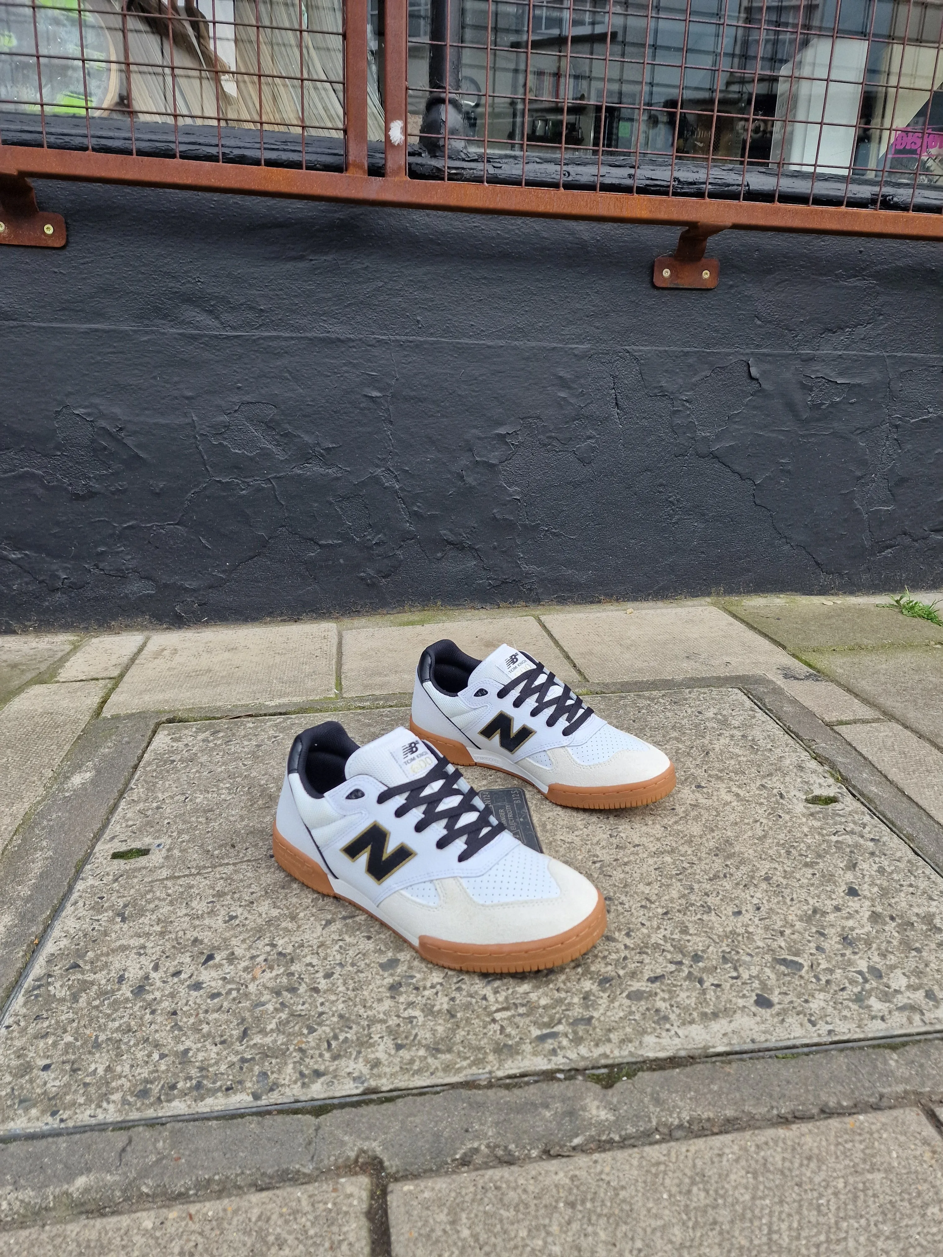 New Balance Numeric - Tom Knox 600's WTA - Pro Skate Shoe - White / Black