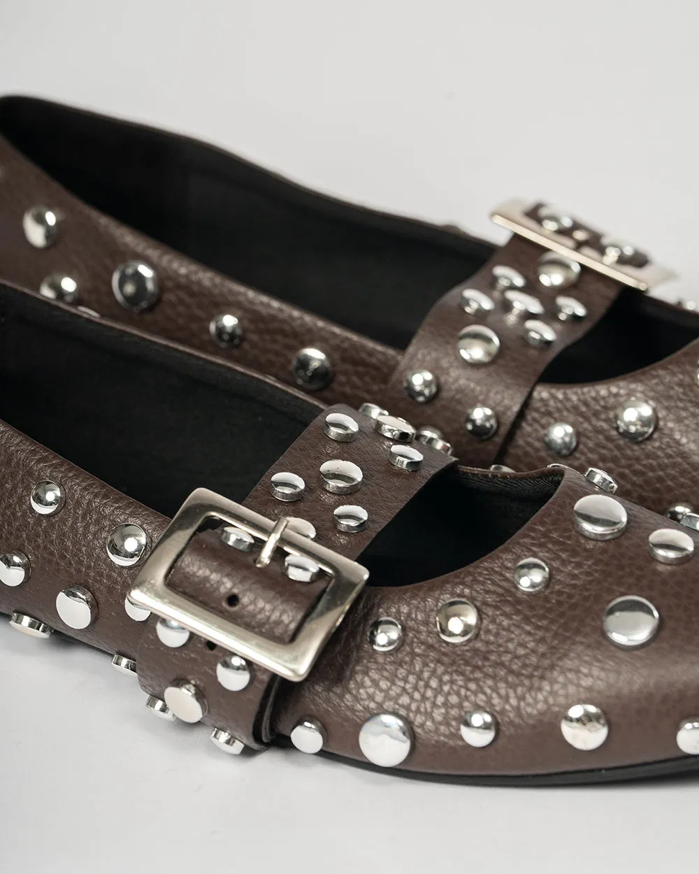 POINTER FLATS BROWN