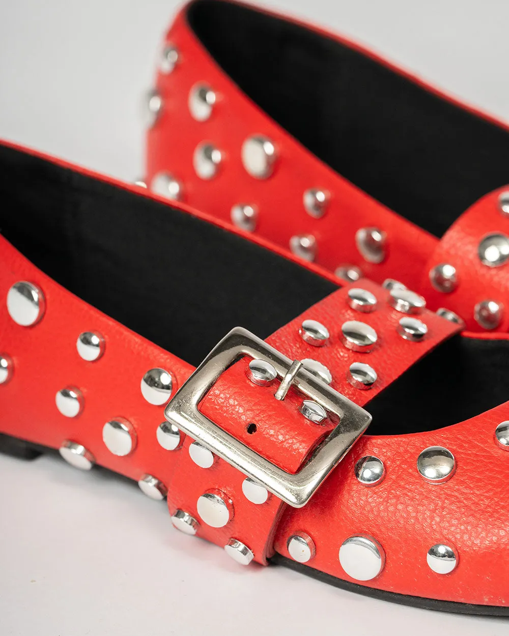 POINTER FLATS RED