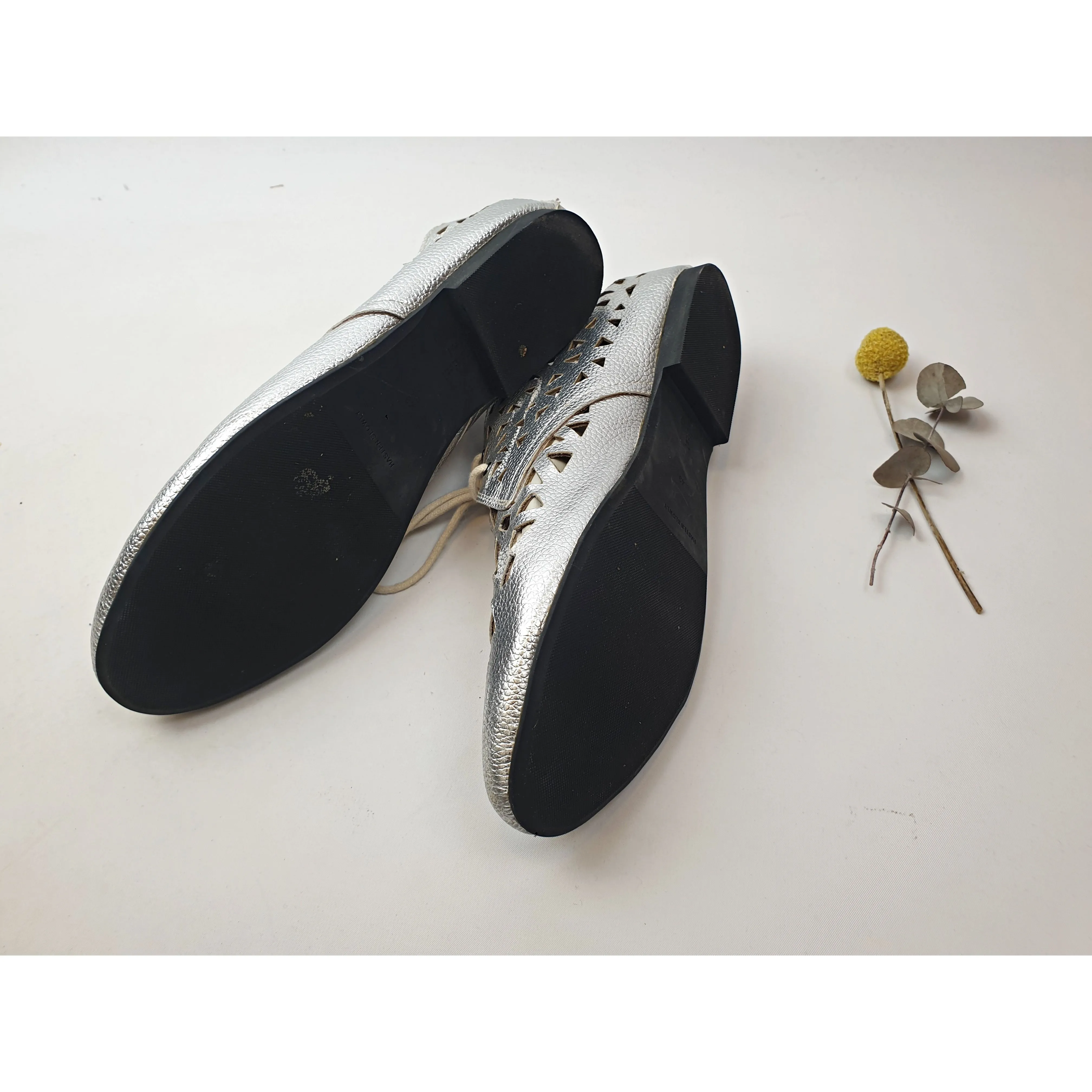 Radical Yes silver perforated leather flat laceup shoes size 43