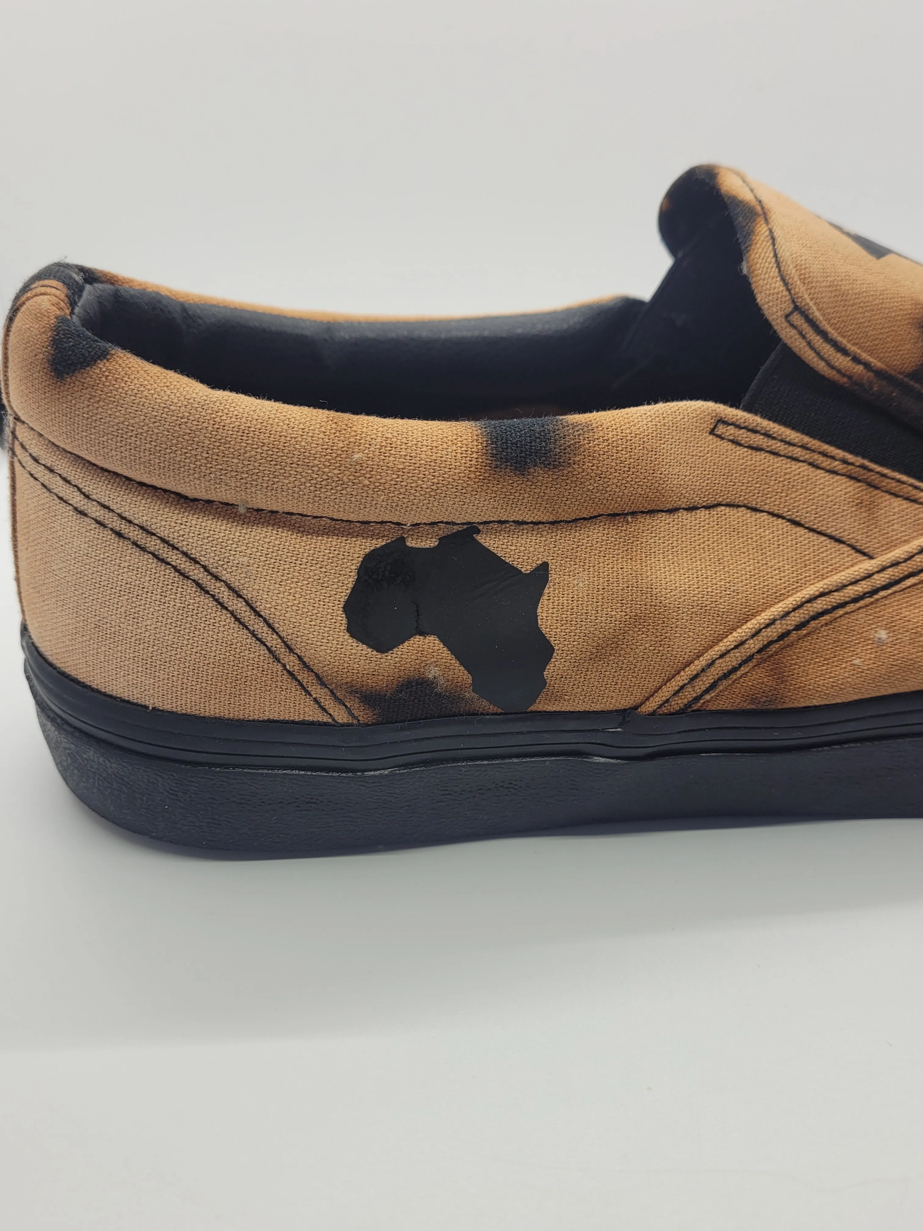 Reverse dyed men's canvas loafers Black Men are Dope size 13