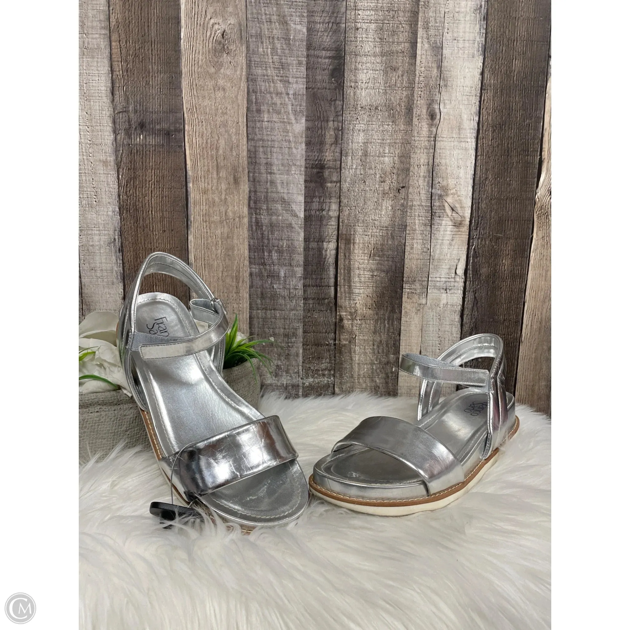 Sandals Flats By Franco Sarto In Silver, Size: 11