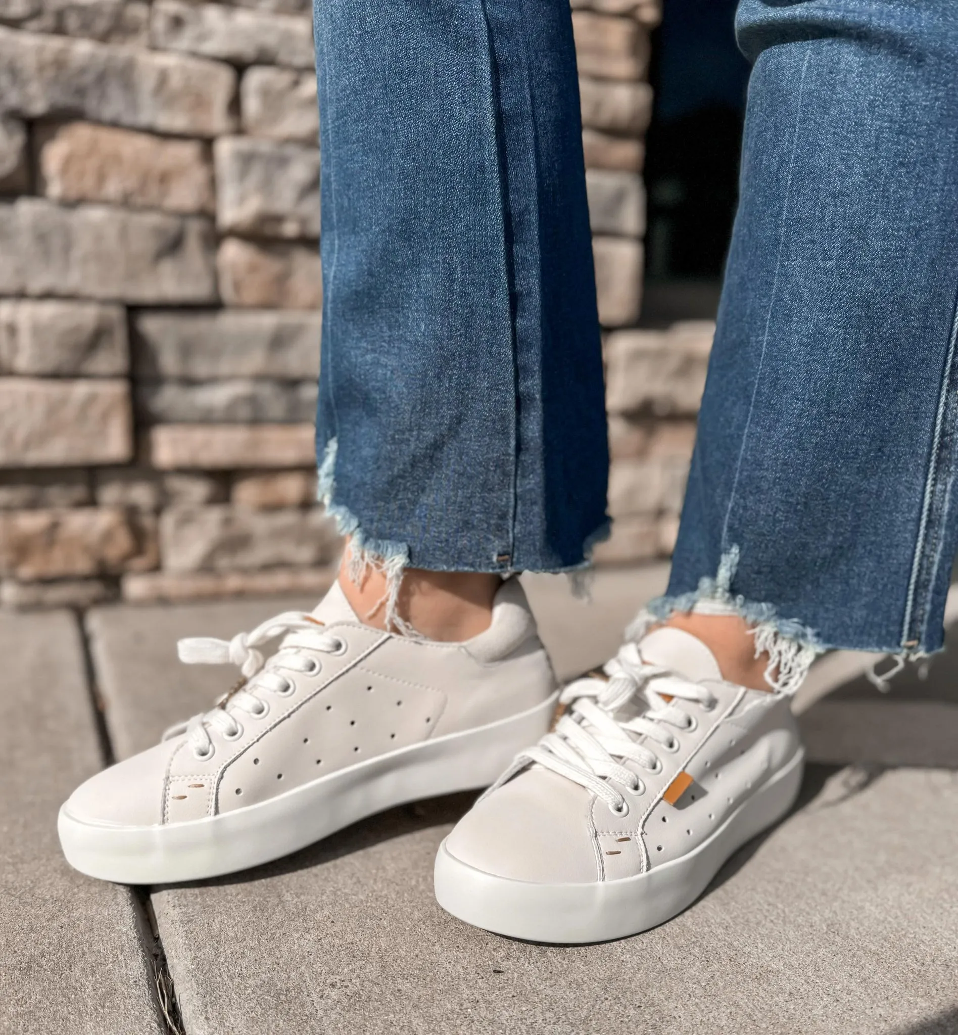 Shauna Sneaker
