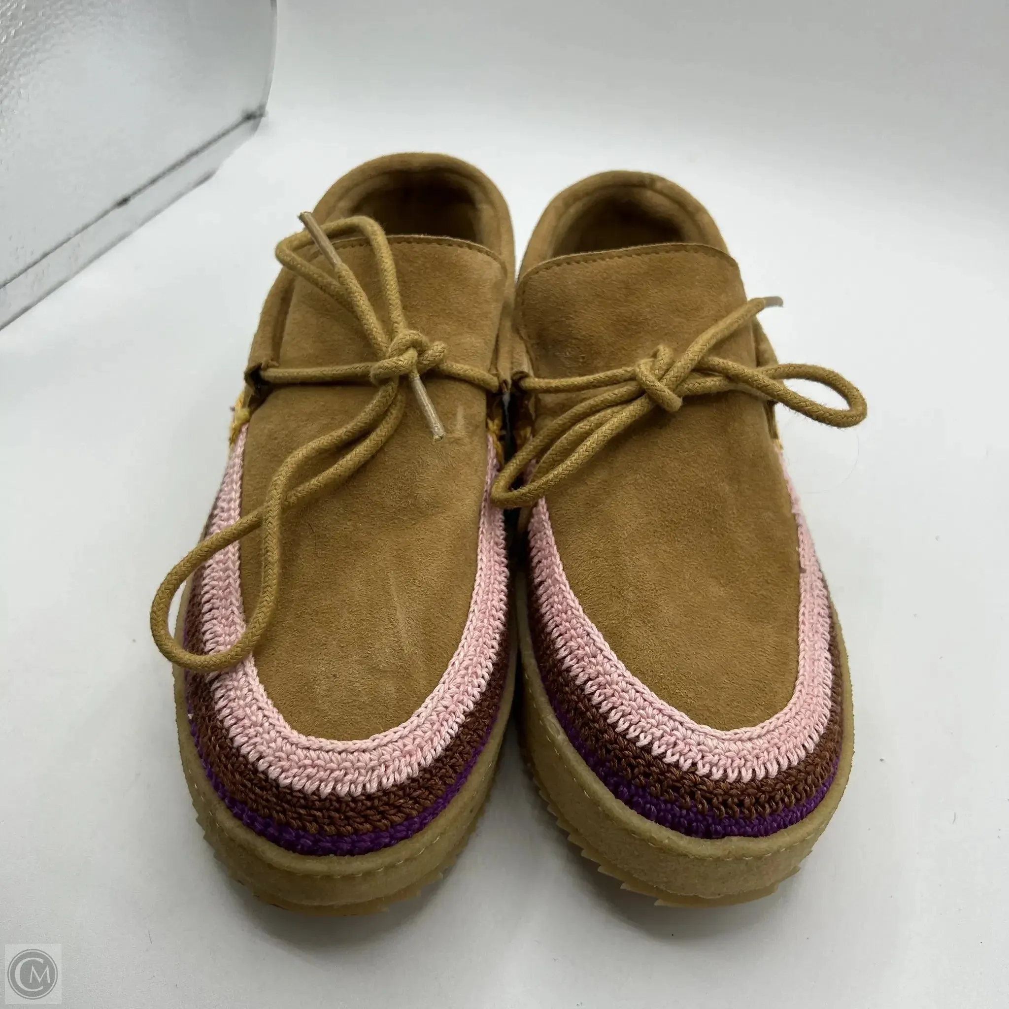 Shoes Flats By Cma In Tan, Size: 6.5