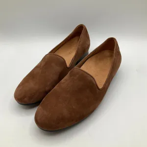 Shoes Flats By Vionic In Brown, Size: 6.5