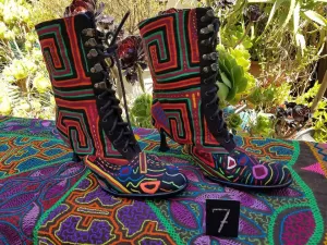 Venice Lace up Mola Boot - size 7 - The Blues