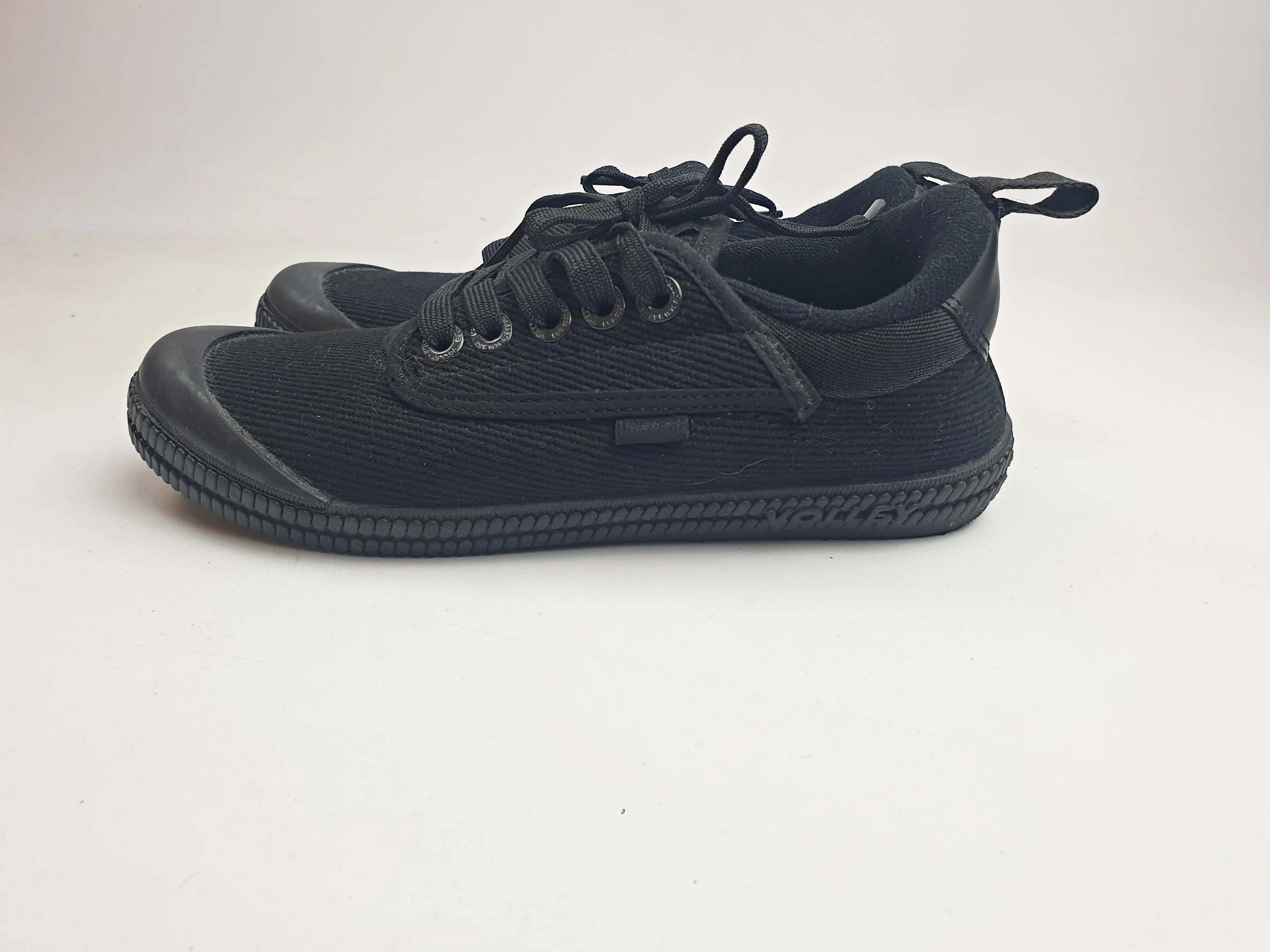 Volley black lace up shoes size 8