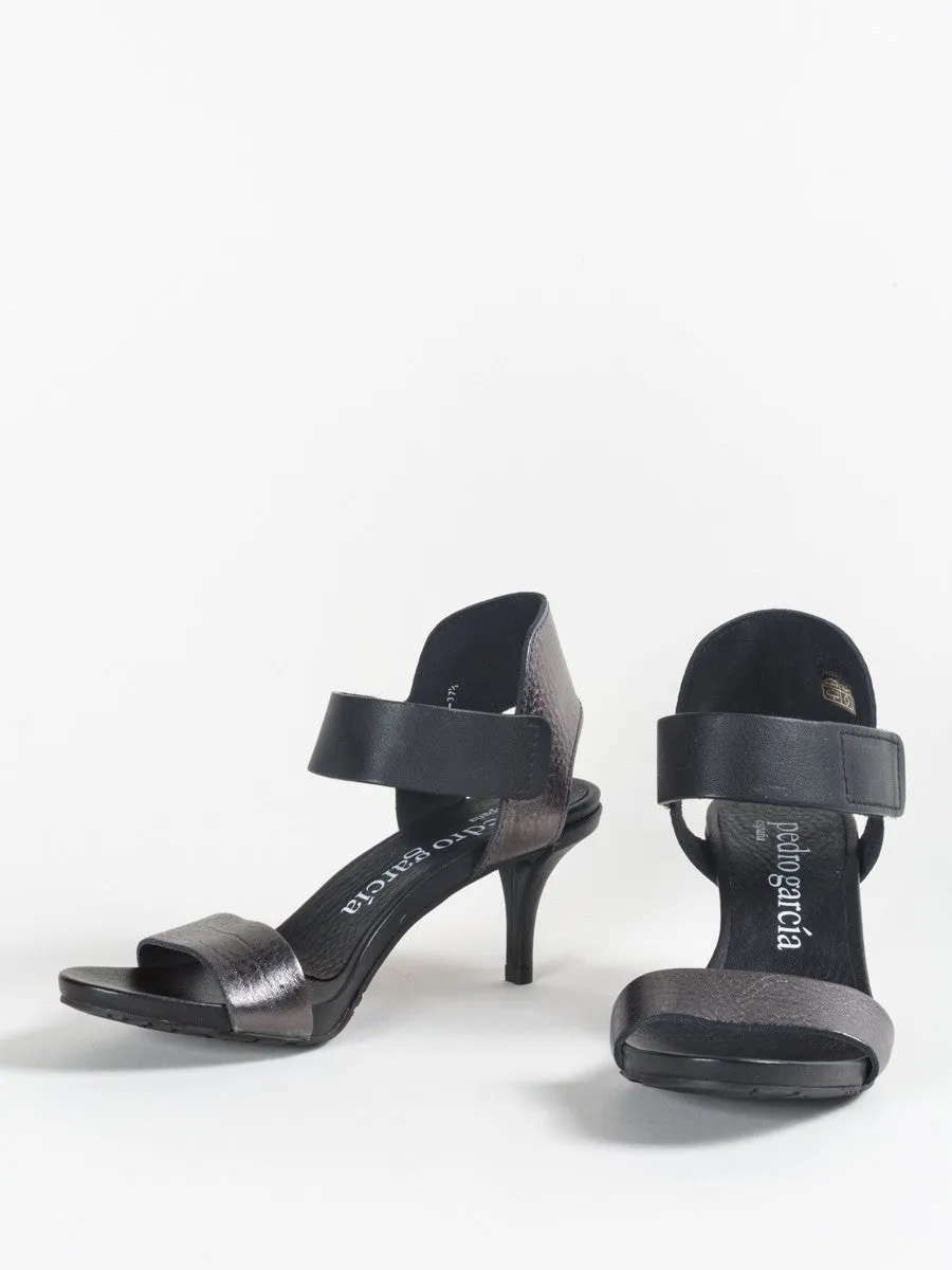 wendelin sandal